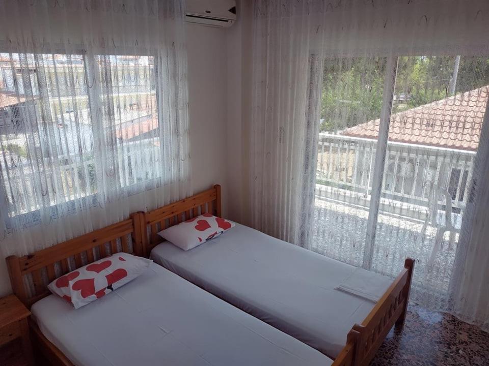 Appartement Poly'S House à Vrasná Extérieur photo
